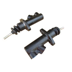 2 Brake Master Cylinders 2 Brake Master Cylinders